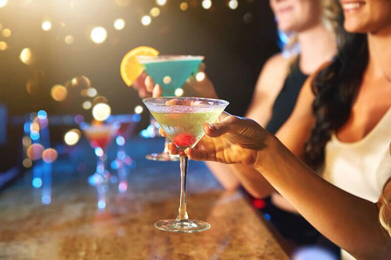Ορισμένα αλκοολούχα ποτά είναι κατάλληλα για πάρτι, αλλά όχι για προσωπικές συναντήσεις. 